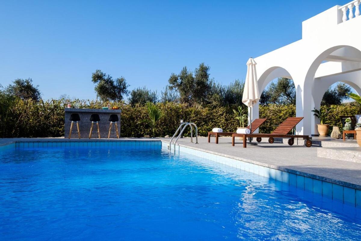 Cocoon Luxury Villa In Coral Bay-3 Min To Beach Peyia Exterior foto
